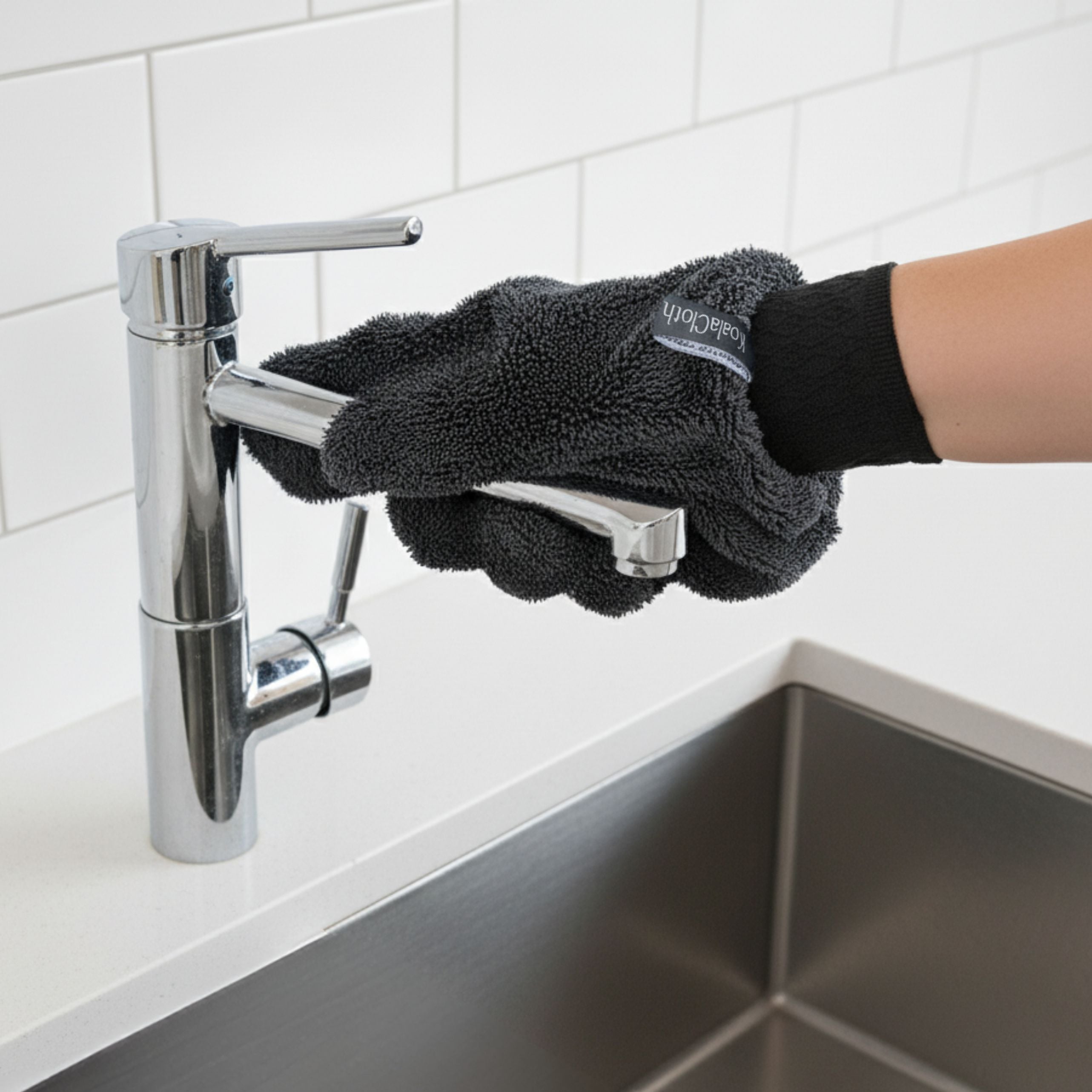 KoalaGlove – All-Purpose Cleaning Glove for Effortless Shine