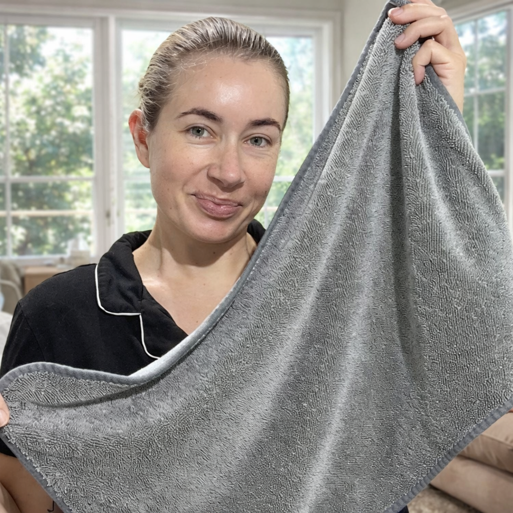 KoalaCloth XXL — Canada's Window & Glass Door Cleaning Cloth (60×40 cm)